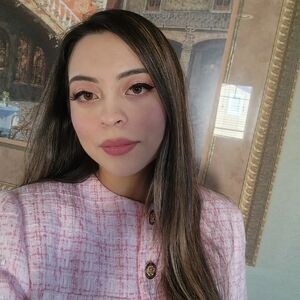 Meet your Posher, Jacqueline